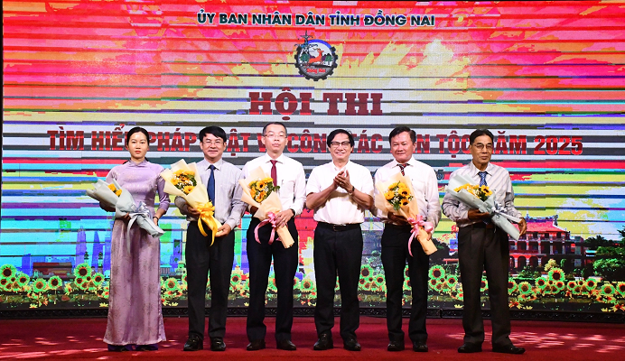 24042025HOTHIDANTOCHINH01.png